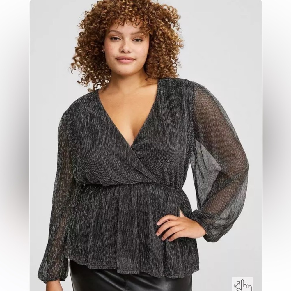 New Torrid 3x Sparkle Surplice Long Sleeve Top